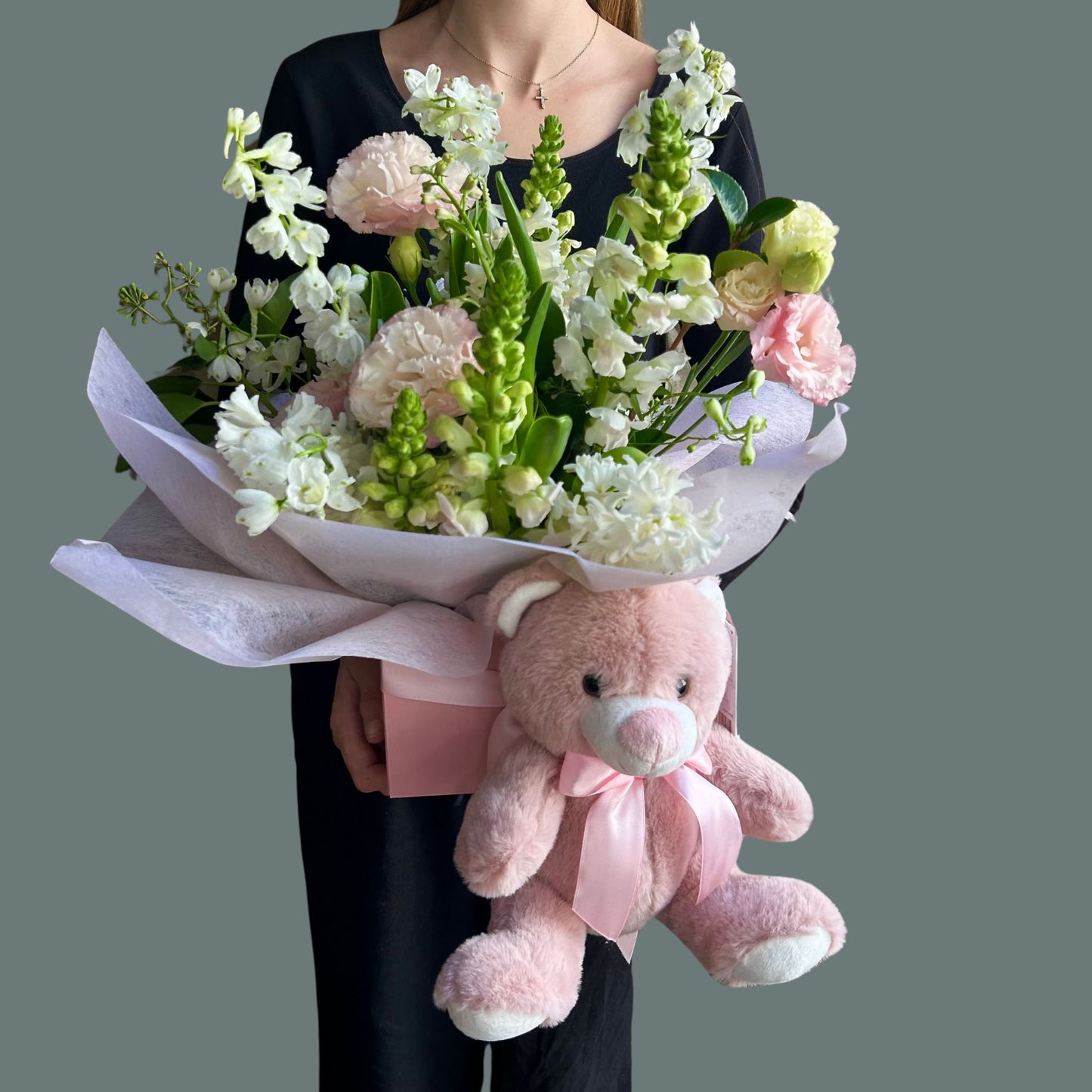 Blooms and Cuddles Box